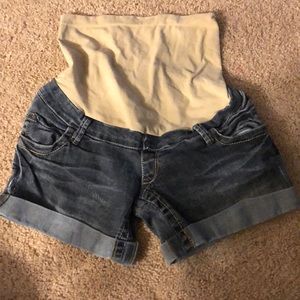 Maternity denim shorts